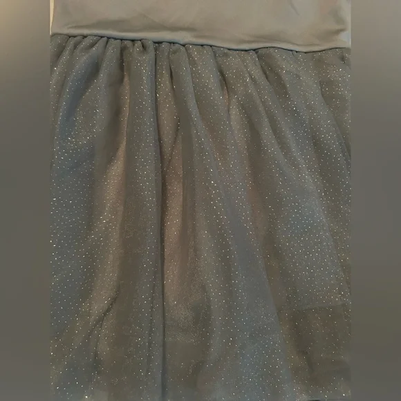 NWT Harry Potter Gryffindor Dress W/Cape Cosplay Costume Size Kids L(10-12) - Picture 4 of 8